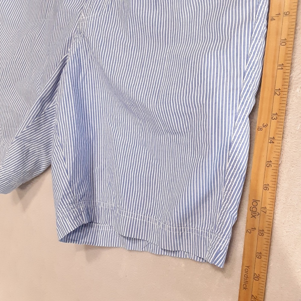 Vintage Gant Salty Dog Mens Drawstring Bermuda Shorts M Blue Pleated Stripes - Picture 7 of 9